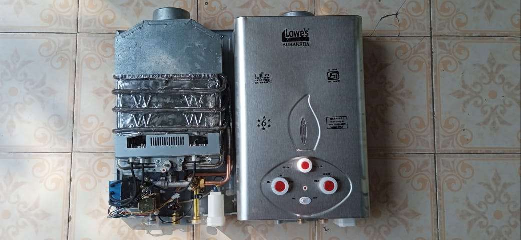 Lowe's Suraksha Stainless Steel 6ltr LP Instant Gas Geyser | Fully Automatic Low Pressure Gas Water Heater | 6Ltr Capacity Copper Tank | ISI Mark Heating Element - Image 4